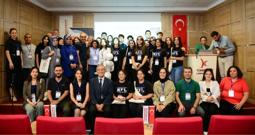 KSÜ’de “Yapay Zeka ve Eğitimde Robotik Kongresi” Düzenlendi