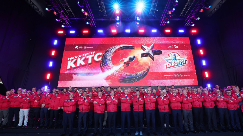 Rektör Yasım, TEKNOFEST KKTC 2025 Ödül Töreni’ne Katıldı