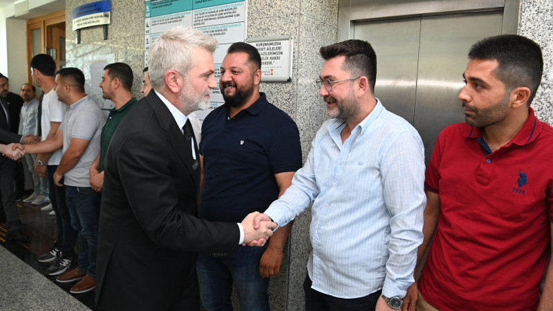 Başkan Görgel, Belediye Çalışanlarının Bayramını Tebrik Etti