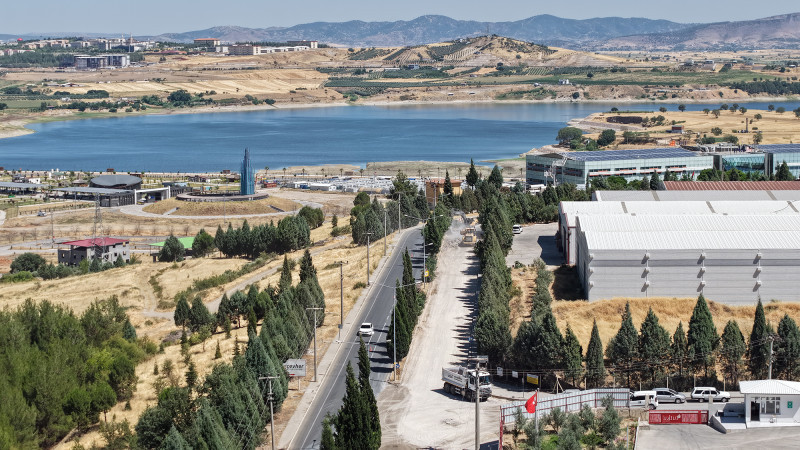 Büyükşehir, Onikişubat’ta OSB ve 2 Mahallenin Daha Ulaşımını İyileştiriyor
