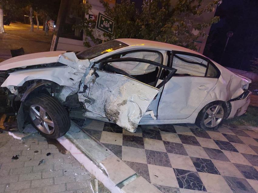 Kahramanmaraş’ta ehliyetsiz sürücü kazaya neden oldu: 2 yaralı  
