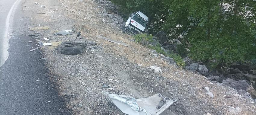 Kahramanmaraş'ta otomobil şarampole uçtu: 2 yaralı