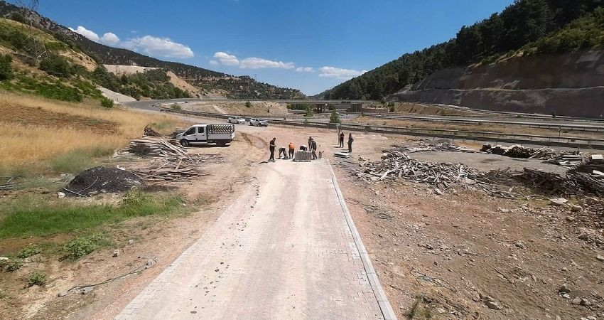 Onikişubat Belediyesi, Döngel Mahallesi’nde kilit parke çalışmalarında sona geldi