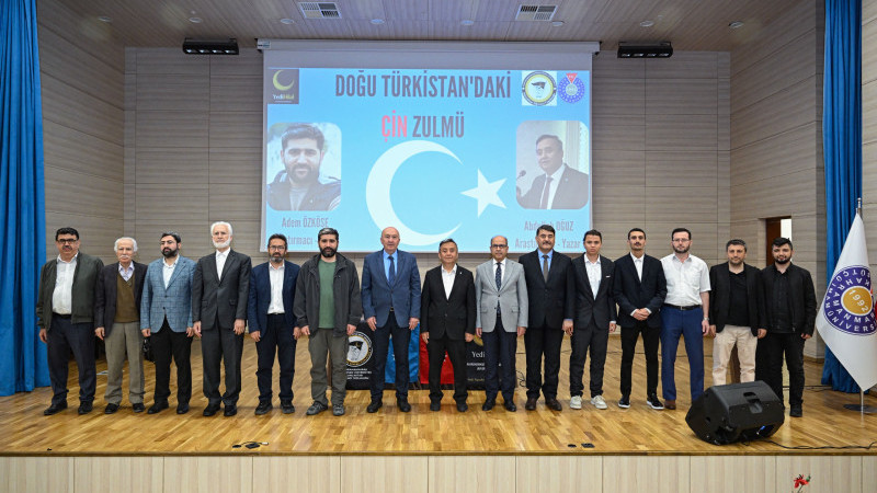 KSÜ’de “Doğu Türkistan Söyleşisi” Düzenlendi