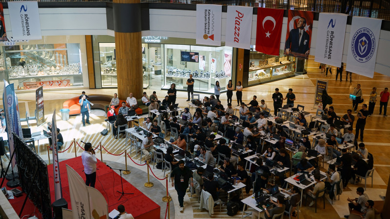 Teknoloji Tutkunlarını Buluşturan “Dijital Oyun Geliştirme Atölyesi” Başladı