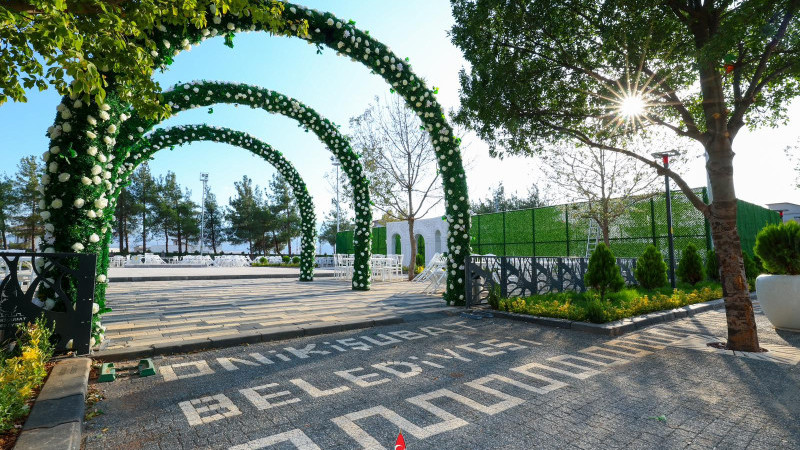 Başkan Toptaş, 1000 kişilik Kavlaklı Kır Düğün Salonu’nda incelemelerde bulundu