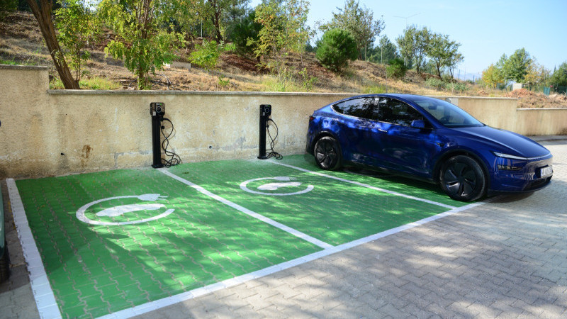 KSÜ Kampüsüne 8 Adet Elektrikli Araç Şarj İstasyonu Kuruldu