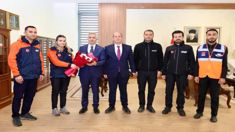 Kahramanmaraş AFAD heyetinden Vali Ünlüer'e ziyaret