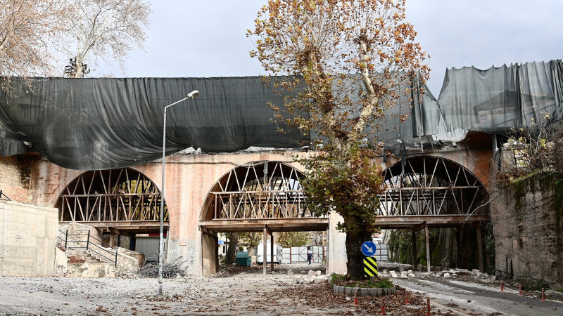 Şehrin Tarihi Yapıları Tek Tek Yenileniyor